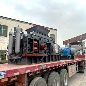 800x600中型對輥制砂機 制砂機設備發(fā)貨圖片