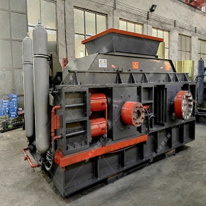 2PG610x400型組合對(duì)輥制砂機(jī)發(fā)貨