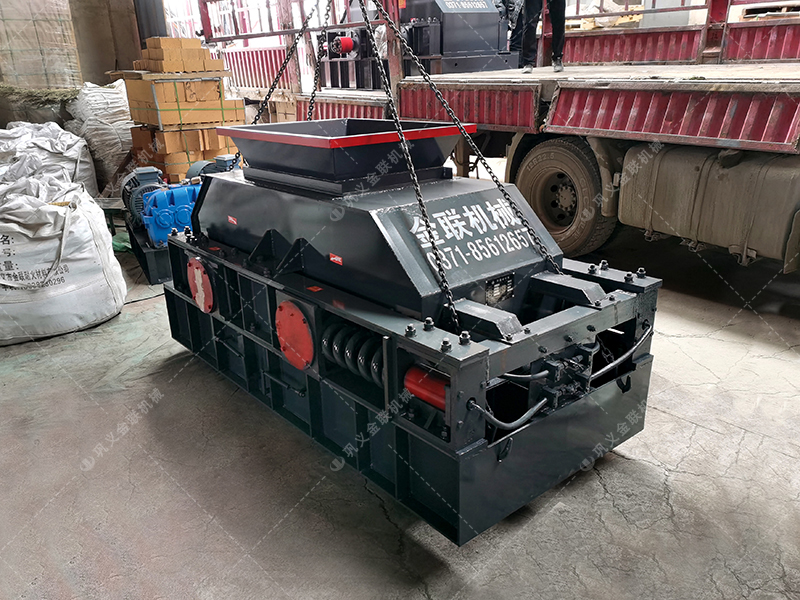 對(duì)輥破碎機(jī)破1噸礦石消耗多少電？